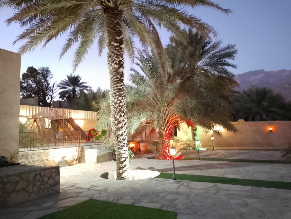 The Wadi Inn Эль-Хамра Экстерьер фото